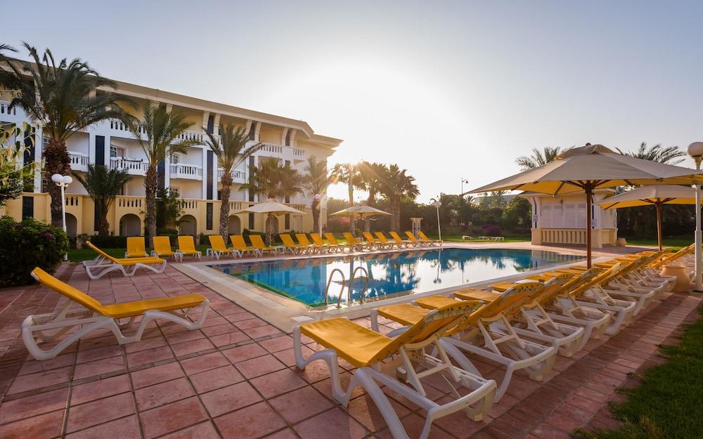Medina Belisaire And Thalasso Al-Hammamat Bagian luar foto